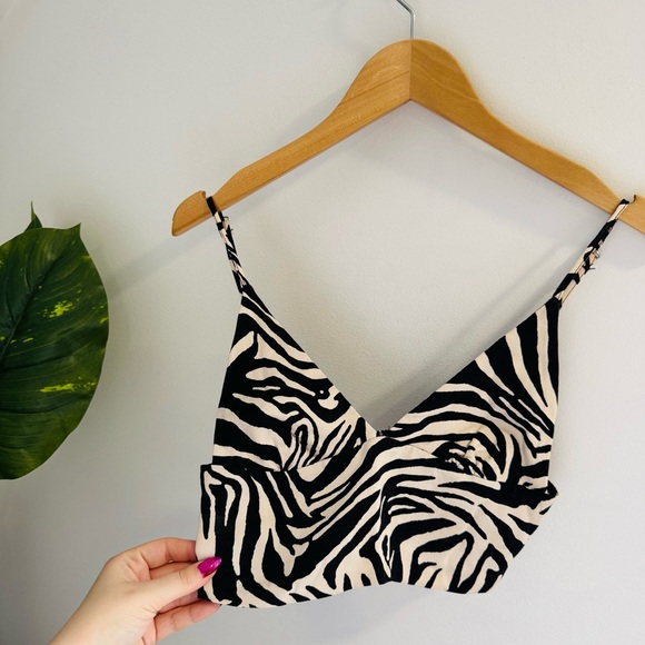 ZARA | Zebra Cropped Vneck Tank Top Size XS - Picture 2 of 6